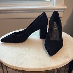 Elegant Black Heels by Deltan